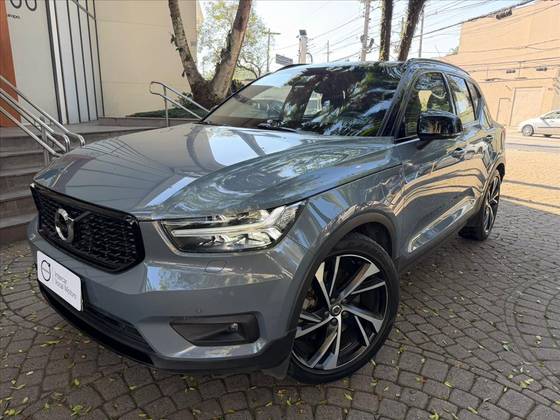VOLVO XC40 1.5 T5 RECHARGE R-DESIGN GEARTRONIC